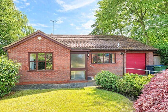 2 Bedroom Detached Bungalow For Sale In Adcock Drive, Kenilworth, CV8
