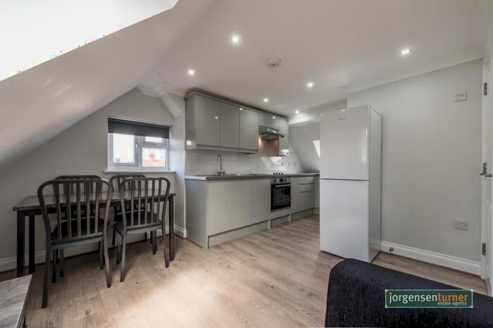 1 Bedroom Property To Rent In Cecil Road, London, W3