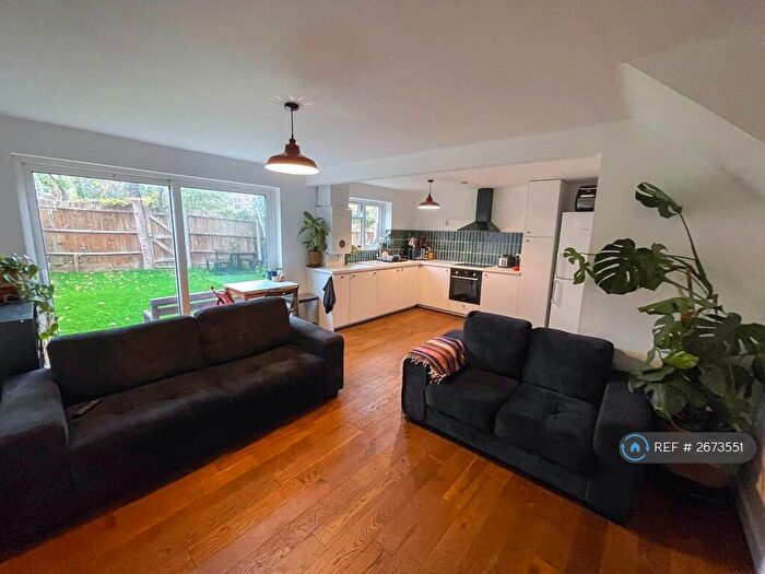 4 Bedroom Terraced House To Rent In Holland Drive, London, SE23