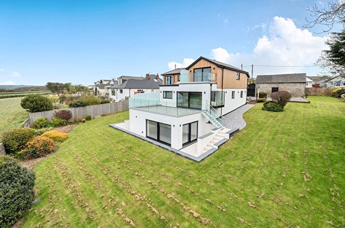 4 Bedroom Detached House For Sale In Yelland Road, Yelland, Barnstaple, Devon, EX31