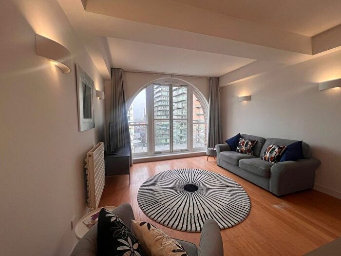 1 Bedroom Flat To Rent In Century Buildings, St, Marys Parsonage, Manchester, M3