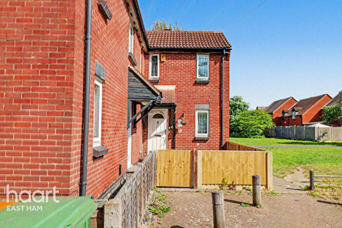 2 Bedroom Semi Detached House For Sale In Allhallows Road, London, E6