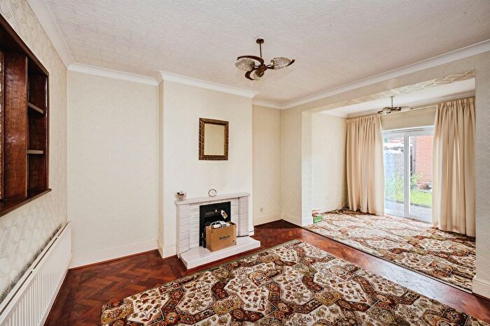 3 Bedroom Semi-detached House For Sale In Old Road, Neath, SA11