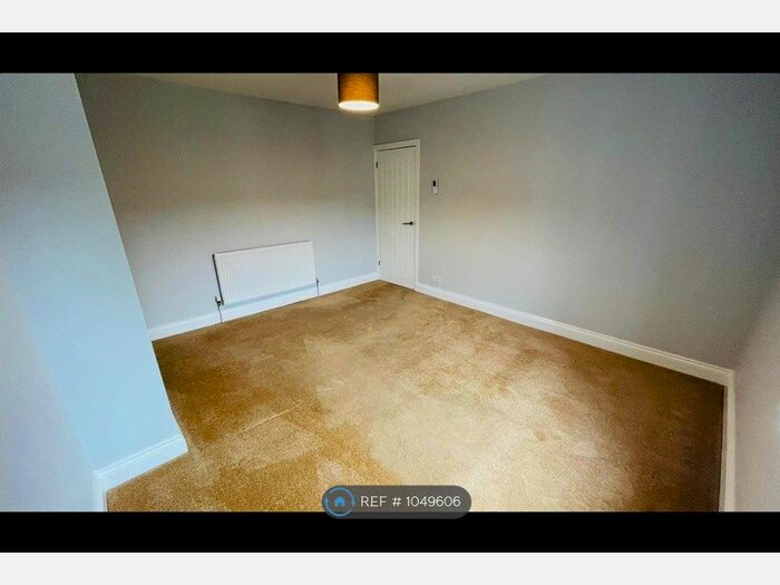 2 Bedroom Flat To Rent In High Causeway, Whittlesey, Peterborough, PE7