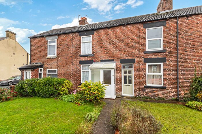 3 Bedroom Terraced House For Sale In Mill Lane, Ryhill, WF4
