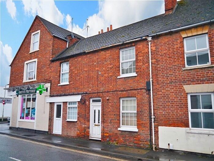 1 Bedroom Flat To Rent In Spring Road, Abingdon, Oxfordshire, OX14