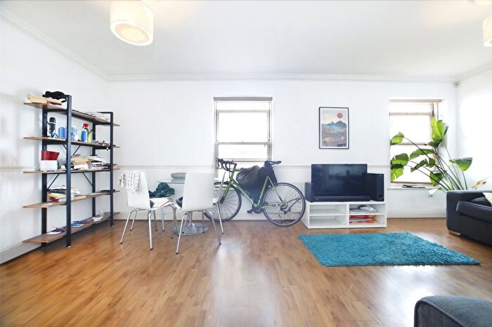 2 Bedroom Flat To Rent In Columbus Court, Rotherhithe Street, London, SE16