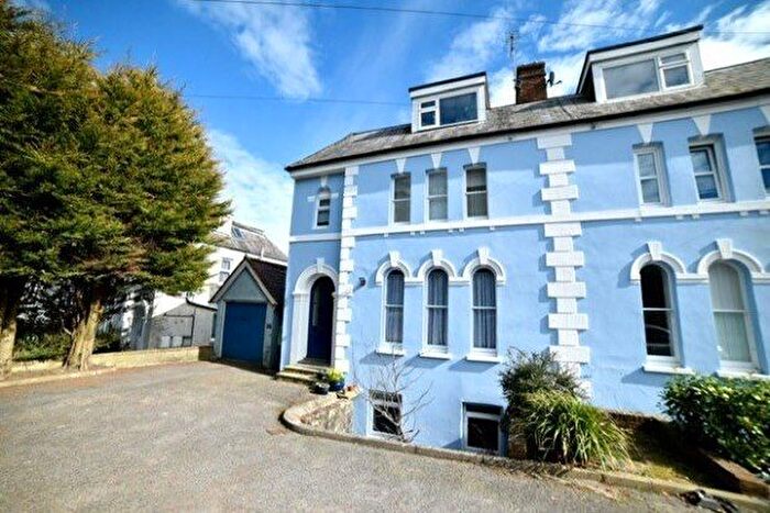 1 Bedroom Flat To Rent In New Town, Uckfield, TN22