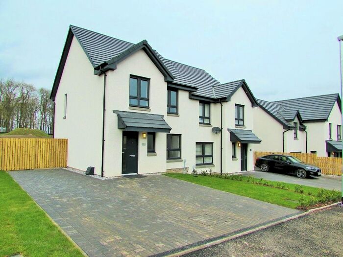 3 Bedroom Semi-Detached House To Rent In Binnie Crescent, Gartcosh, G69