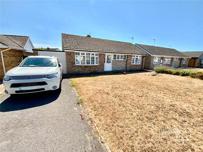 3 Bedroom Bungalow For Sale In Ricardo Crescent, Christchurch, Dorset, BH23