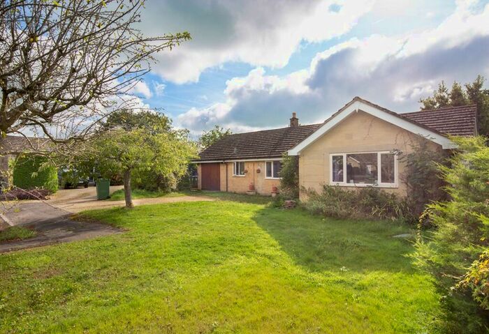 3 Bedroom Detached Bungalow For Sale In Oakleaze, Malmesbury, Wiltshire, SN16