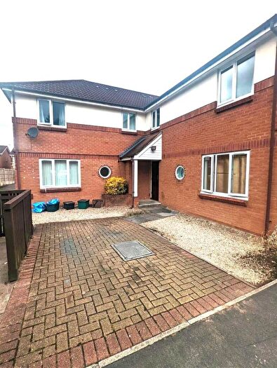 1 Bedroom Apartment To Rent In Roegate Drive, St. Annes Park, Bristol, BS4