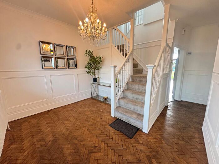 5 Bedroom House To Rent In Tansley Hill Road -, DY2