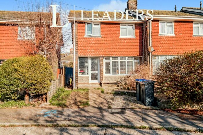 3 Bedroom End Of Terrace House To Rent In Osmonde Close, BN14