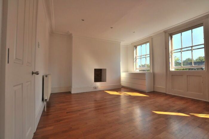 1 Bedroom Flat To Rent In Hackney Road, London, E2