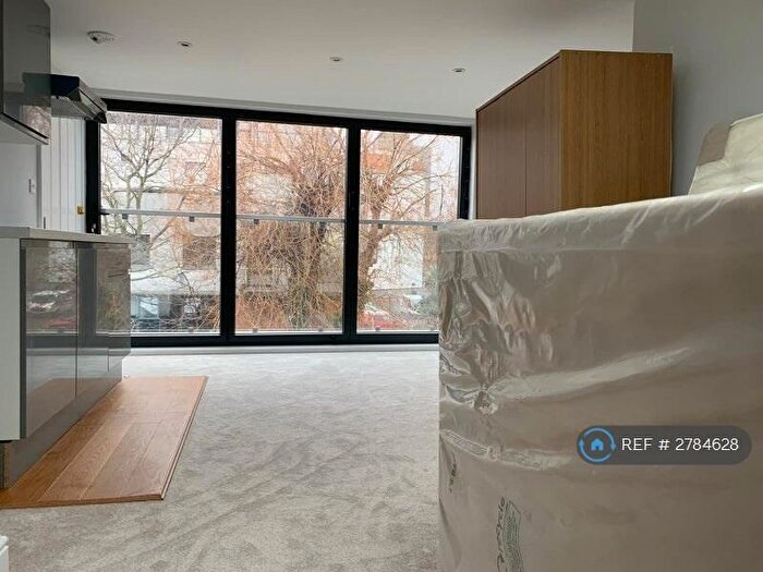 Studio To Rent In Manchester Road, London, E14