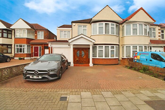 6 Bedroom Semi-Detached House To Rent In Becmead Avenue, Kenton, Harrow, HA3