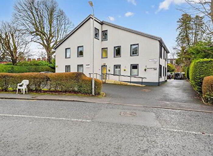 1 Bedroom Apartments For Sale In Kerrington Court, Belfast, BT9