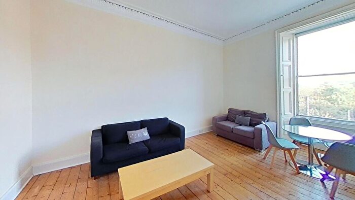 4 Bedroom Flat To Rent In Easter Road, Edinburgh, EH6