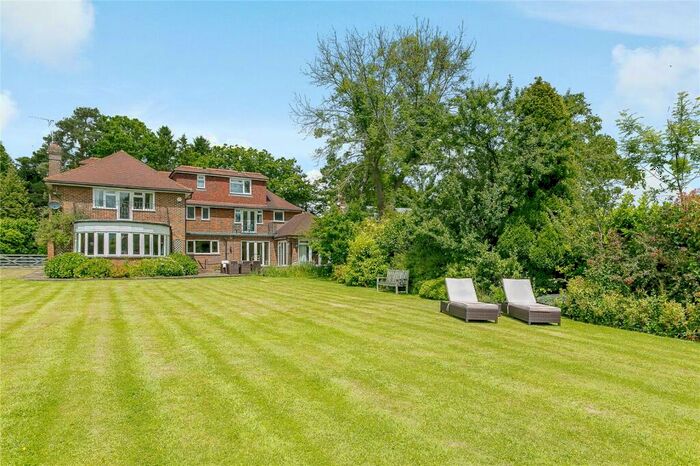 6 Bedroom Detached House For Sale In Plough Lane, Ewhurst, Cranleigh, Surrey, GU6