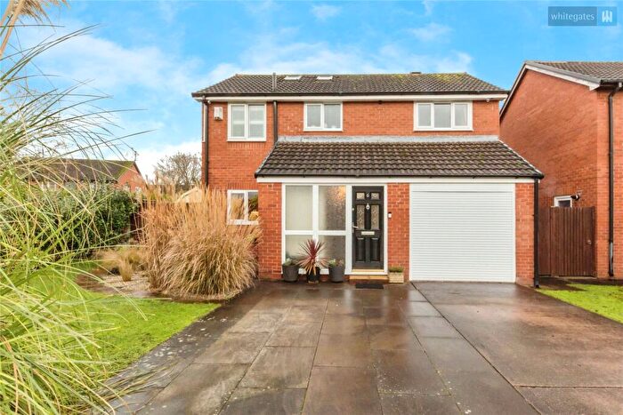 4 Bedroom Detached House For Sale In Queens Park Gardens, Crewe, Cheshire, CW2