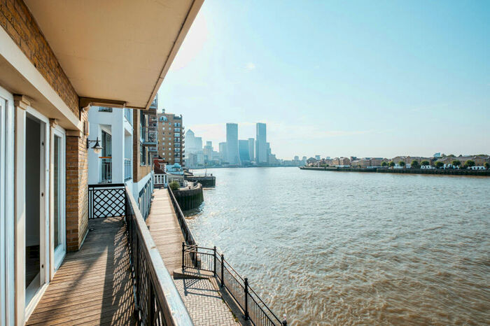 2 Bedroom Apartment To Rent In Old Sun Wharf, Narrow Street, Limehouse, London, E14