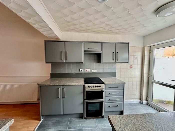 3 Bedroom Property To Rent In Station Road, Haydock, St. Helens, WA11