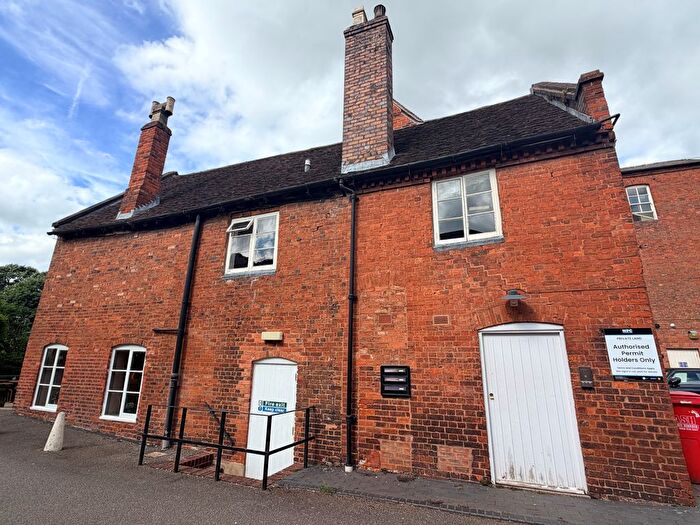 2 Bedroom Flat To Rent In Bird Street, Lichfield, WS13