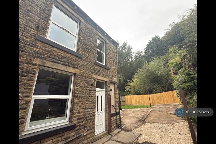 2 Bedroom Terraced House To Rent In Park Road, Elland, HX5