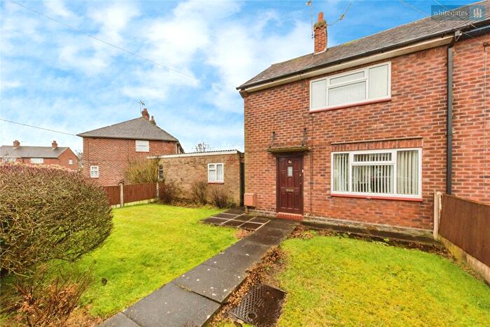 2 Bedroom Semi Detached House For Sale In Elm Close, Crewe, Cheshire, CW2