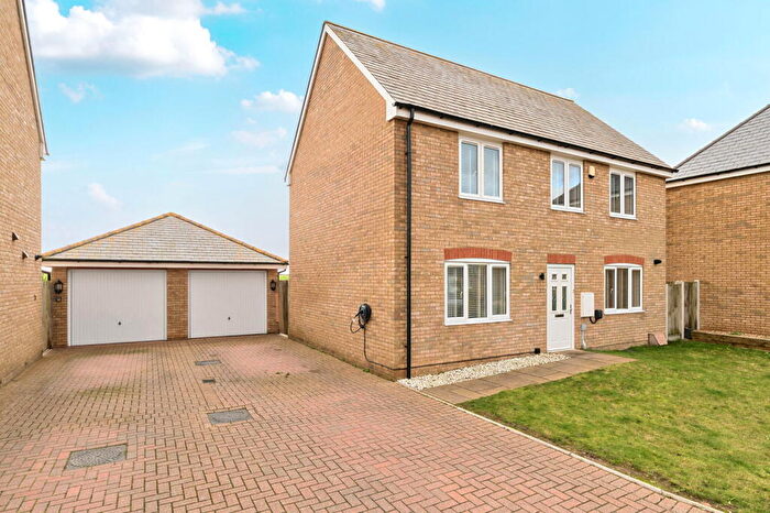 3 Bedroom Detached House For Sale In Gilmour Road, Manston, Ramsgate, CT12