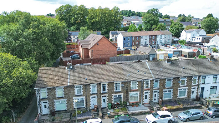 3 Bedroom Terraced House For Sale In Sir Ivor Road, Pontllanfraith, NP12