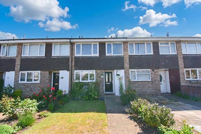 3 Bedroom Terraced House For Sale In Bunyan Road, Kempston, MK42