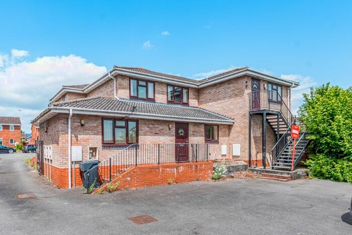1 Bedroom Flat To Rent In Deansway, Bromsgrove, B61