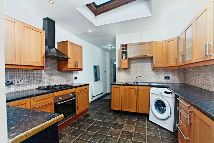 2 Bedroom Terraced House For Sale In Mitcham Road, Croydon, Surrey, CR0