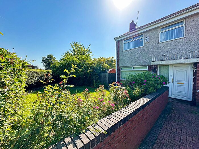 3 Bedroom End Of Terrace House For Sale In Okell Drive, Liverpool, L26