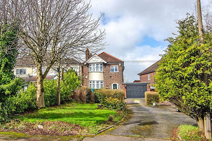 3 Bedroom Detached House For Sale In Ogley Hay Road, Burntwood, WS7