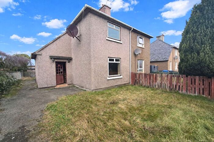3 Bedroom Semi Detached House For Sale In Lochalsh Road, Inverness, IV3