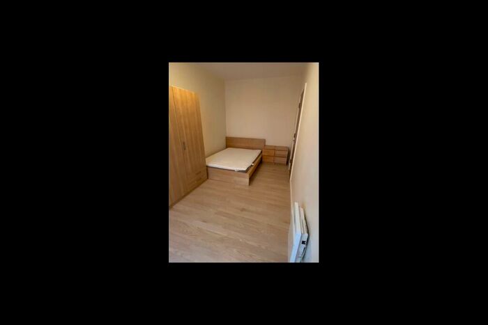 1 Bedroom Flat To Rent In Hartley Road, Radford, Nottingham, NG7