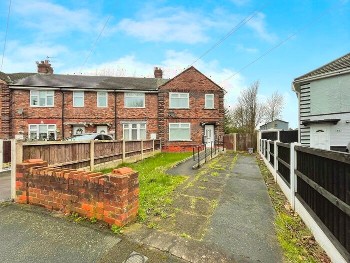 3 Bedroom End Of Terrace House For Sale In Blackburne Avenue, Widnes, WA8