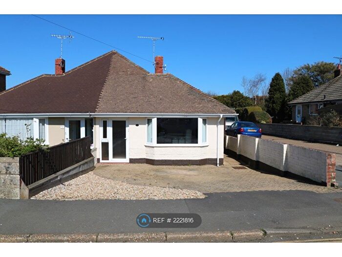2 Bedroom Bungalow To Rent In Medeway, Sandown, PO36