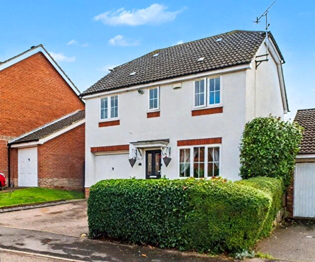 4 Bedroom Detached House For Sale In Bellamy Road, Maidenbower, RH10