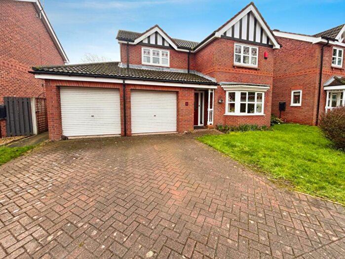 4 Bedroom Detached House For Sale In Blackthorn Close, Gainsborough, DN21