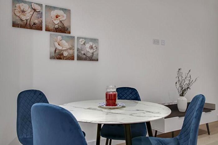 1 Bedroom Flat To Rent In New Tannery Way, London, SE1