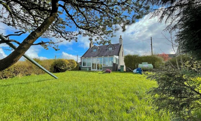 2 Bedroom Detached House For Sale In Waunfawr, Caernarfon, Gwynedd, LL55