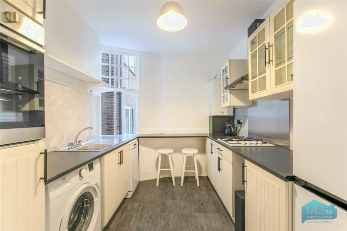 2 Bedroom Apartment To Rent In Fairfield Gardens, Crouch End, London, N8