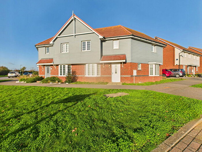 3 Bedroom Semi Detached House For Sale In Henry Lock Way, Littlehampton, West Sussex, BN17
