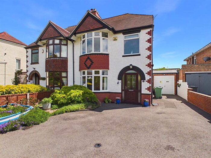 3 Bedroom Semi-Detached House For Sale In Cheltenham Road, Longlevens, Gloucester, GL2