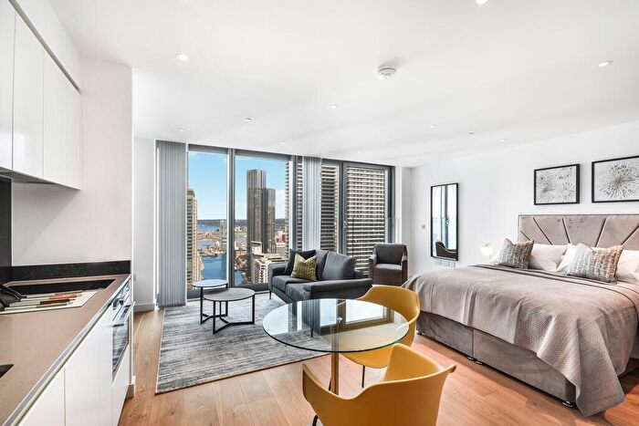 Apartment To Rent In Landmark Pinnacle, Marsh Wall, E14