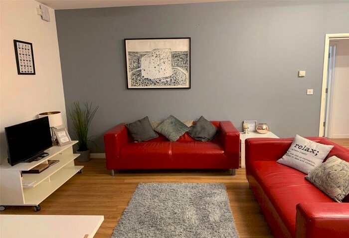 6 Bedroom Apartment To Rent In Carlton Place, Southampton, SO15